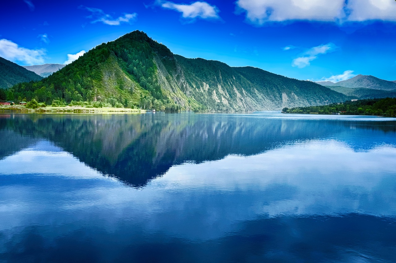 平山豪華之旅，自然美景與奢華生活的完美交融