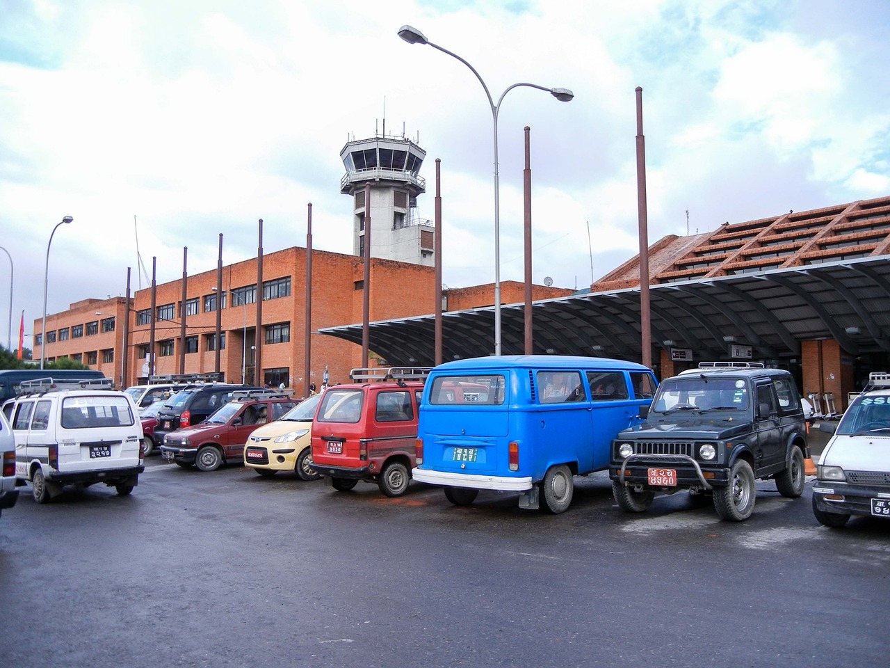 龍湖天街汽車，智能科技與未來(lái)出行的探索之旅